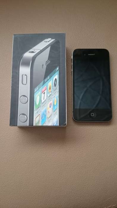 Apple iPhone 4