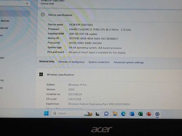 Acer Aspire Intel core i3 7th Gen_500GB SATA_4GB Ram_Windows 11 Pro_Works on charger