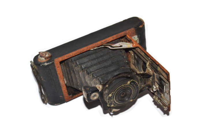 KODAK 1A VINTAGE CAMERA - RUSTED - NEEDS TLC