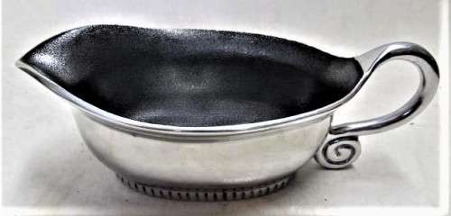 Carrol Boyes `Wave` gravy boat (price reduced)