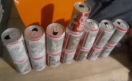 Coca Cola tin can collection of 15 cans