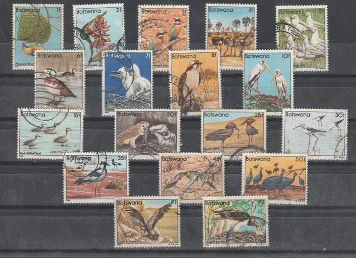 BOTSWANA   COMPLETE  BIRD ISSUE    1982   SG515-532     FULL SET