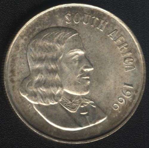 1966 One Rand (R1.00) Coin (English) in Very Good Condition!