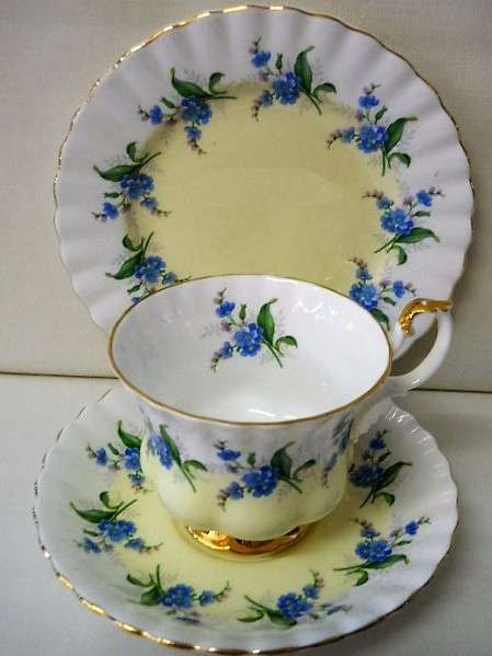 Royal Albert   Trio.