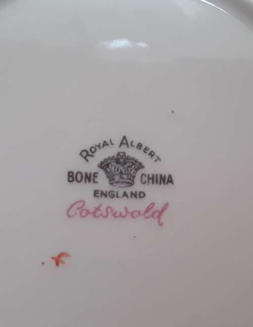 Royal Albert    ''Cotsworld''     Trio