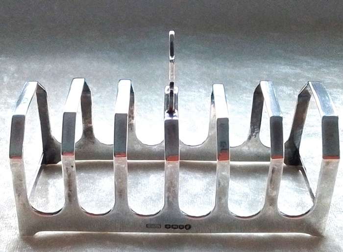 Sheffield  1935  -  6  Slice  -  Toast  Rack