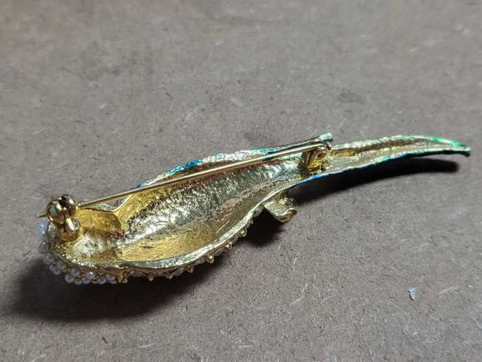 Vintage Parrot Brooch