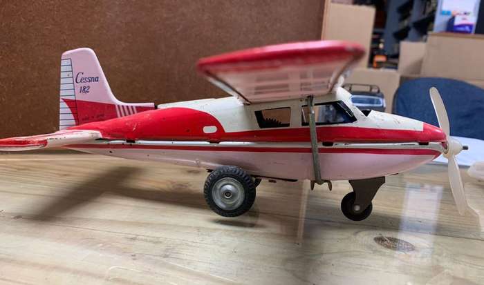 Vintage Friction Cessna 182 friction Airplane Litho Tin Toy, Japan