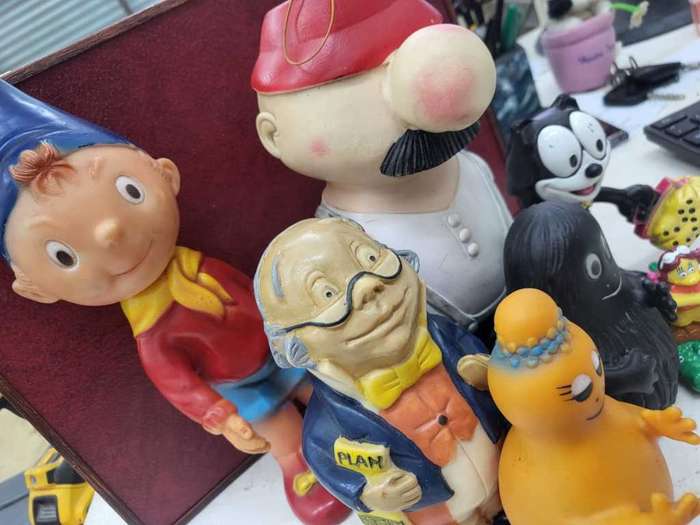 Characters Toy Batch