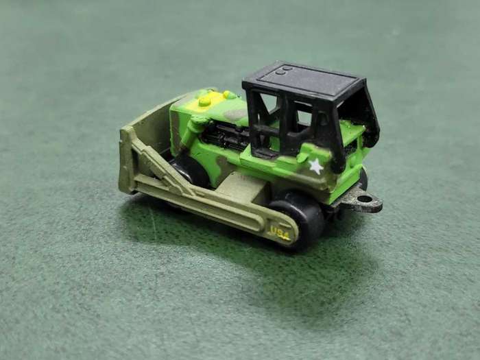 Galoob: Mini military bulldozer construction 1990s