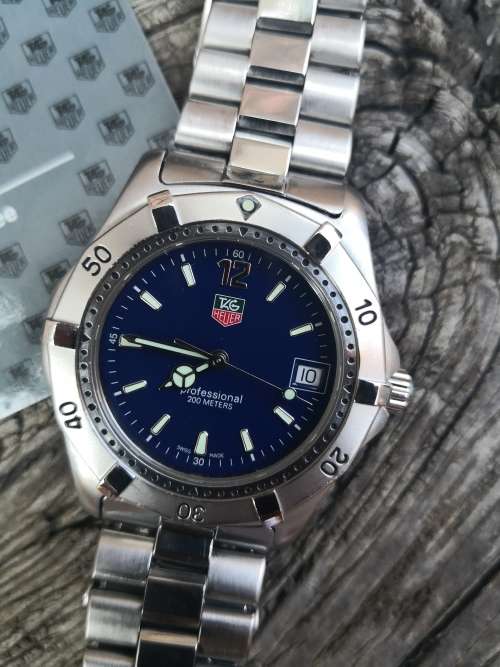 TONY DIAS: TAG Heuer 2000 Series Professional Quartz Full size 38mm