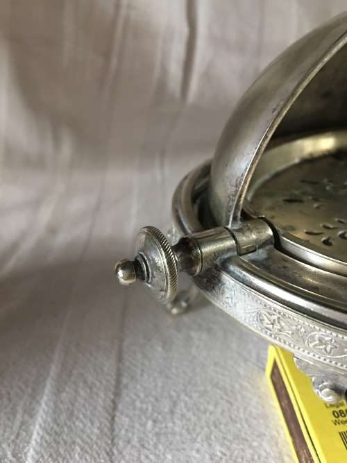 STUNNING ANTIQUE SHEFFIELD SILVER PLATED BUTTER DISH BY ATKINS BROTHERS
