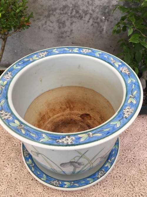 WOW !!! STUNNING LARGE HAND PAINTED CERAMIC PLANTER WITH DRIP TRAY BY LINTURN TRADING POTTERY marked