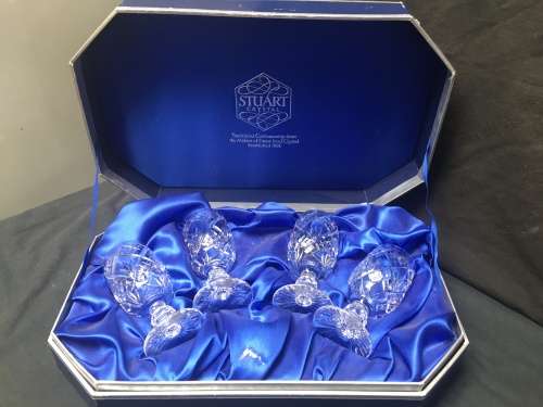 STUNNING BOXED SET OF FOUR STUART CRYSTAL WINCHESTER CLEAR WATER GOBLETS