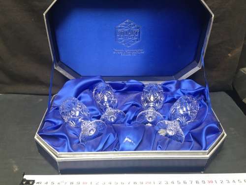 STUNNING BOXED SET OF FOUR STUART CRYSTAL WINCHESTER CLEAR WATER GOBLETS
