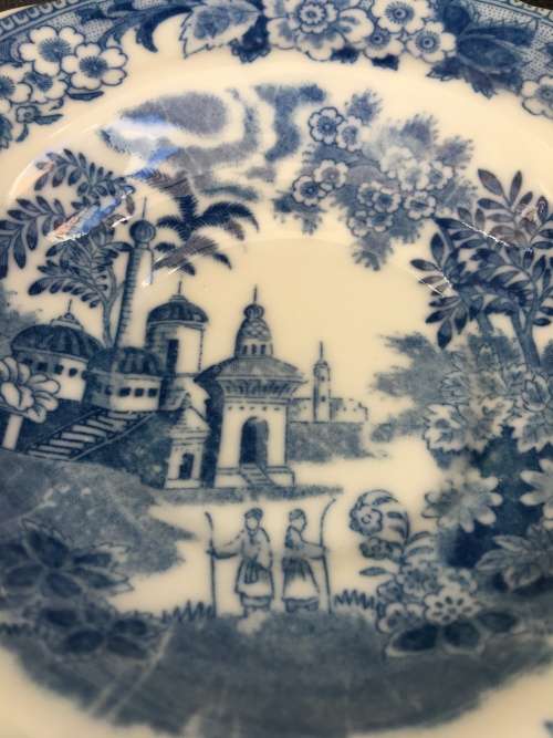 Beautiful Vintage Japanese porcelain Blue and White Landscape bowl, 14 cm