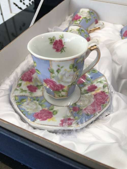 Stunning Vintage German Limited Edition Royal Bavaria Gift Boxed Victorian Style Coffee Set.