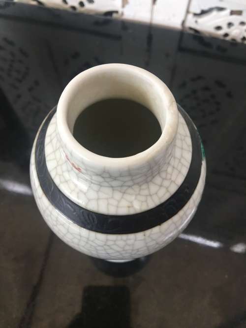 Chinese Imprint Marked,  Nanking Crackle Vase. Haand Painted Birds  & flowers 18 cm High