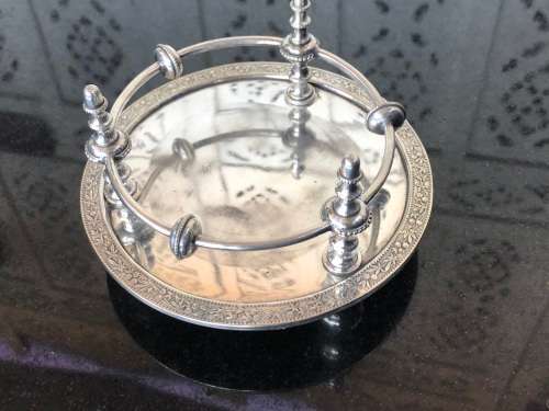 STUNNING THOMAS WOOLLEY VERY DECORATIVE SILVERPLATE HALLMARKED WINE COASTER - CLEARLY MARKED