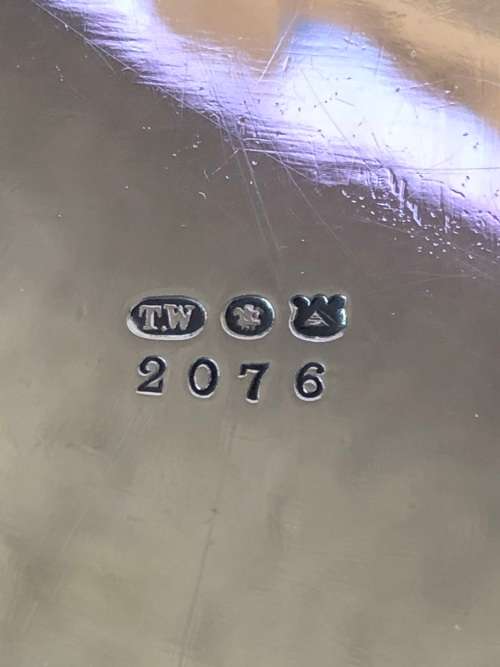 STUNNING THOMAS WOOLLEY VERY DECORATIVE SILVERPLATE HALLMARKED WINE COASTER - CLEARLY MARKED