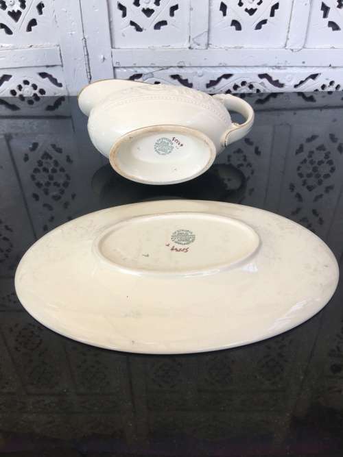 Large Vintage?Antique Wedgwood Petricia USA DES Pat 74009 Barlaston Gravy Dish on Plate