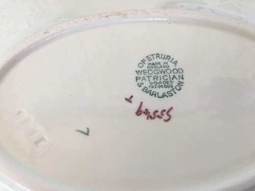 Large Vintage?Antique Wedgwood Petricia USA DES Pat 74009 Barlaston Gravy Dish on Plate
