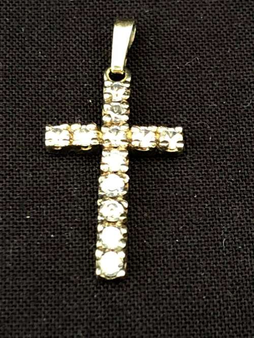 STUNNING 9ct YELLOW GOLD AND CZ CRUCIFIX PENDANT - CLEARLY MARKED - 1.24g