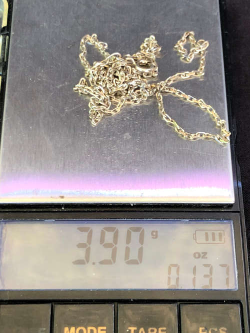 STUNNING 850 ARGENTINIAN SILVER CHAIN WITH A CONICAL THROUGH SECTION PENDANT - 9.40g TOTAL WEIGHT