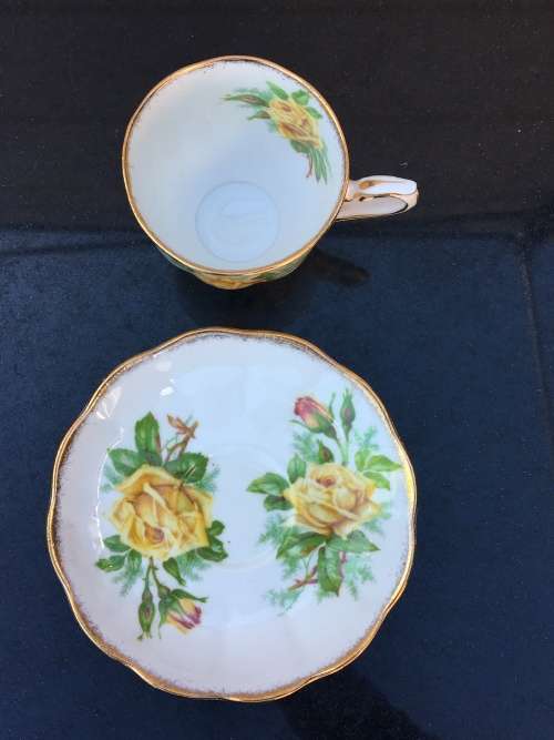 Rare Discontinued Royal Albert Tea Rose Petite Cup and Saucer RGD 839056. Mint