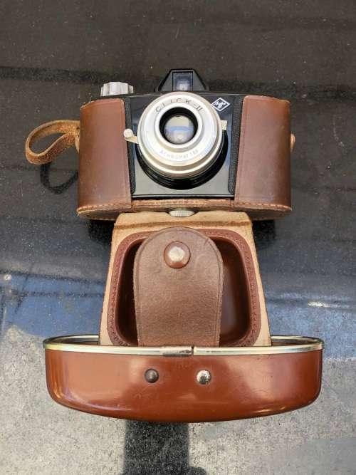 AGFA CLICK 11 VINTAGE FILM CAMERA IN WORKING ORDER