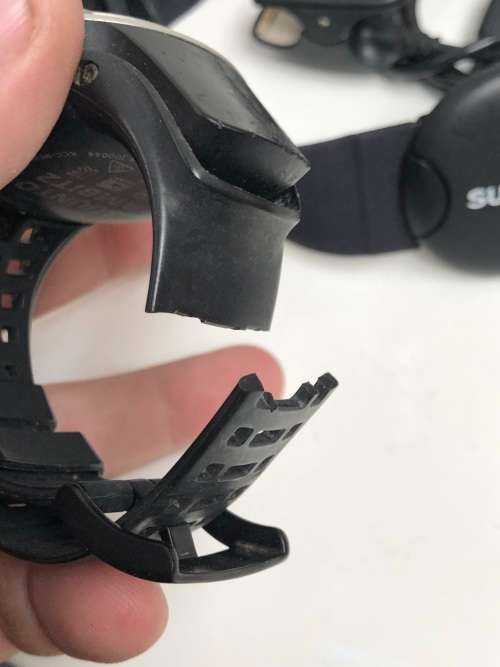 SUUNTO AMBIT BLACK FITNESS WATCH WITH CHARGER AND HEART MONITOR - FULL WORKING ORDER
