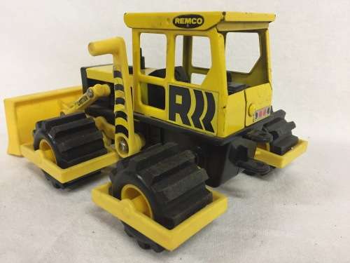 Vintage Remco pressed metal bulldozer