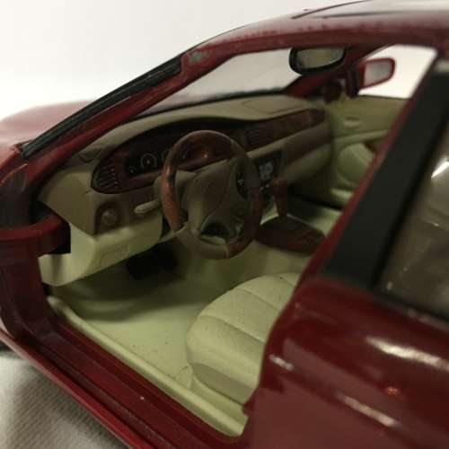 Welly Jaguar S-Type model car - scale 1/18 - some rust marks - tyres broken