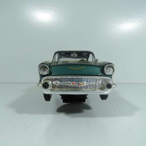 MotorMax 1957 Chevy bel air model car with box  scale 1/24