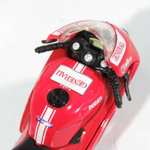 Maisto Ducati #69 Moto GP model motorcycle - Scale 1/18