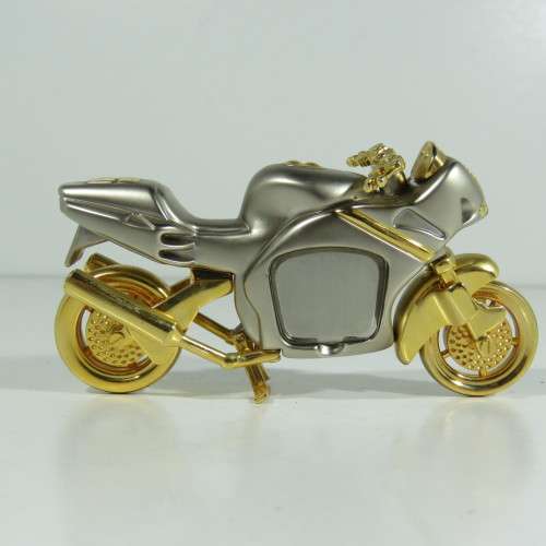 Platinum quartz motorcycle shaped metal desk clock - Needs batteries