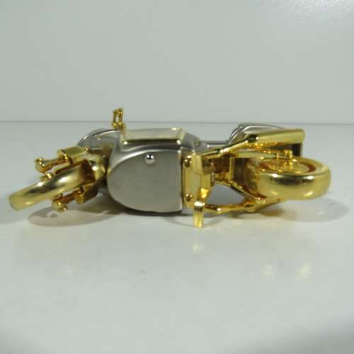 Platinum quartz motorcycle shaped metal desk clock - Needs batteries
