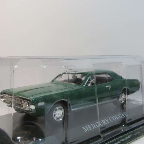 Delprado Mercury Cougar model car - Scale 1/43