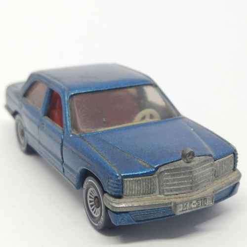 Siku #1042 Mercedes-Benz 500 SE model car