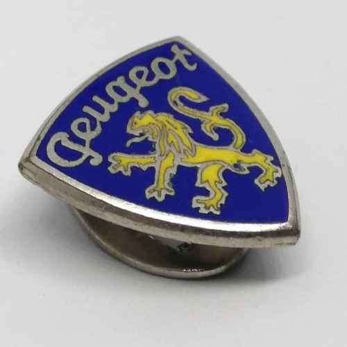 Vintage Peugeot button badge