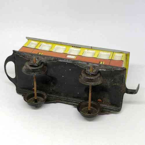 Vintage O-Gauge tinplate passenger coach - made in Belgium