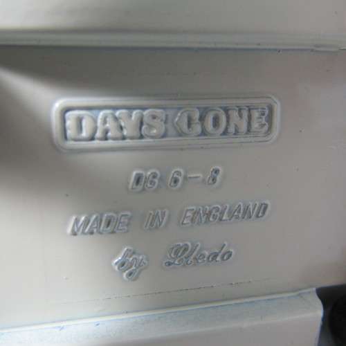 Lledo Days Gone Ford Model T tanker - Alton Towers - DG 6