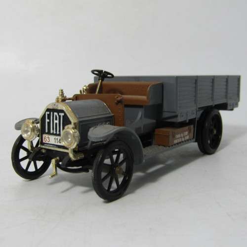 Rio Autocarro 18 BL die-cast model truck - scale 1/43 - some pieces missing