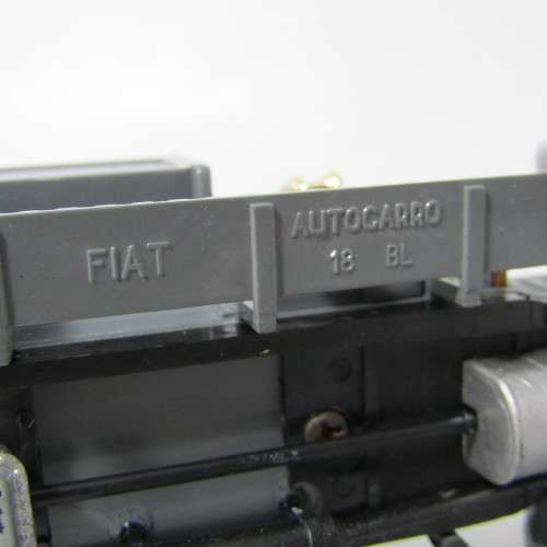 Rio Autocarro 18 BL die-cast model truck - scale 1/43 - some pieces missing