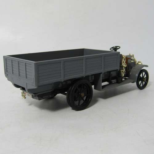 Rio Autocarro 18 BL die-cast model truck - scale 1/43 - some pieces missing