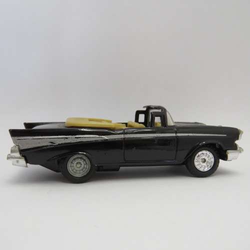 Zee Toys 1957 Chevy Convertible toy car - Scale 1/48