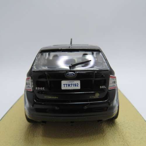 James Bond 007 Ford Edge model car - Quantum of Solace