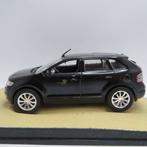James Bond 007 Ford Edge model car - Quantum of Solace