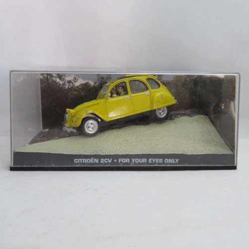 James Bond 007 Citroen 2 CV model car - For your eyes only