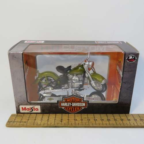 Maisto 1953 Harley Davidson 74 FL Hydra Glide model motorcycle in box - Scale 1/18